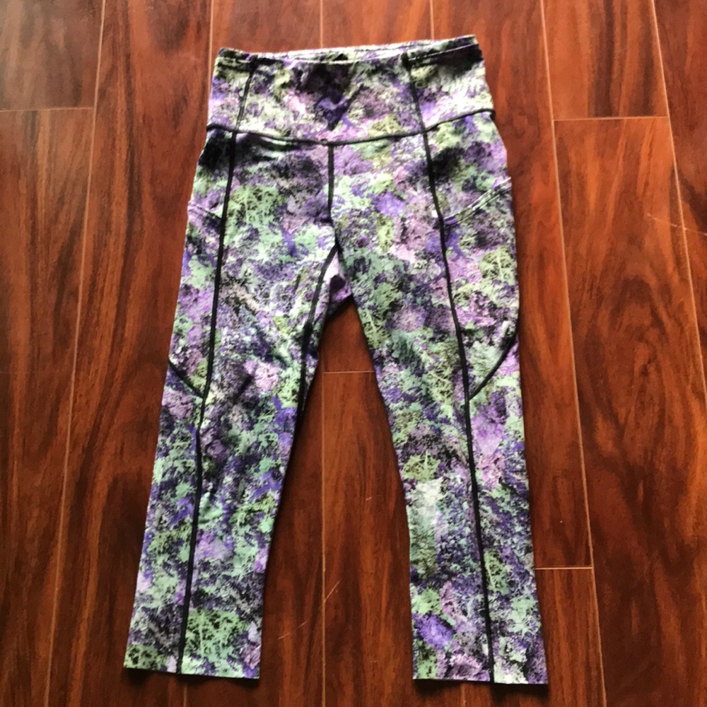 Lululemon cropped leggings